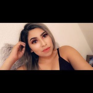 Meet your Posher, Noelia